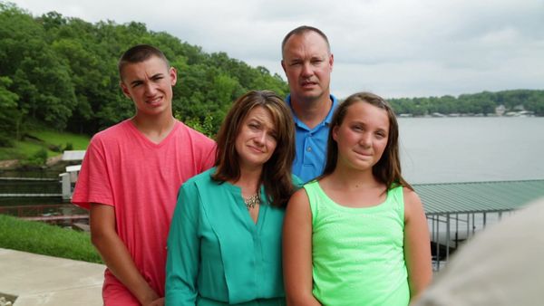 Lakefront Bargain Hunt - Dropping Anchor in the Lake of the Ozarks