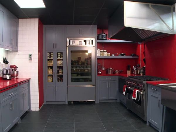 Million Dollar Contractor - Kitchen for the Kids
