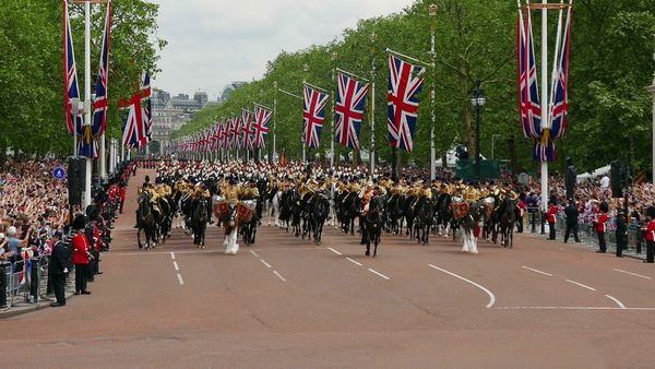 The World Is Yours - Vietnam - London - Los Angeles