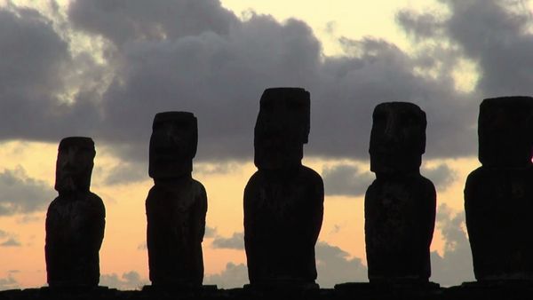 Origins - Three manmade marvels: the Great Pyramid, the Moai and the Burj Khalifa