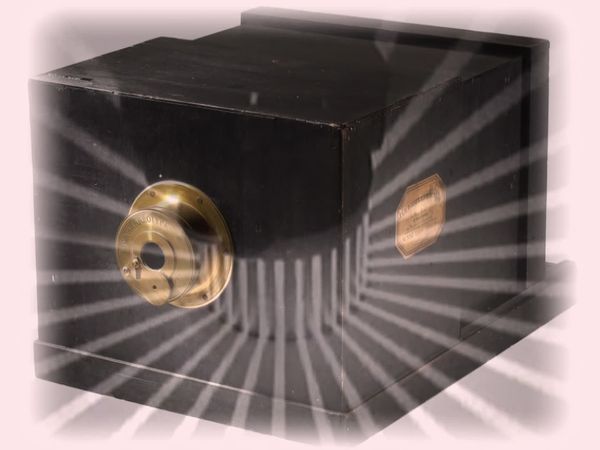 Origins - Painting, photography and motion pictures