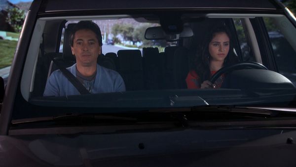 Papai em Apuros - Papai ensina Emily a dirigir