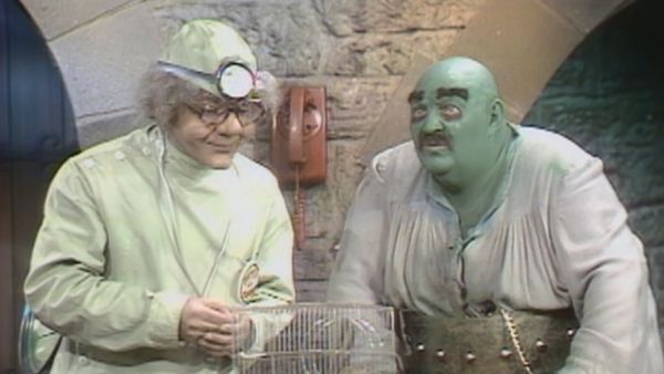 Hilarious House of Frightenstein - Hare Today, Igor Tomorrow