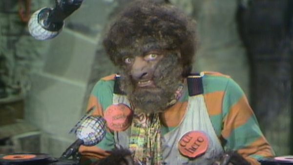 Hilarious House of Frightenstein - B-B-Cue Line