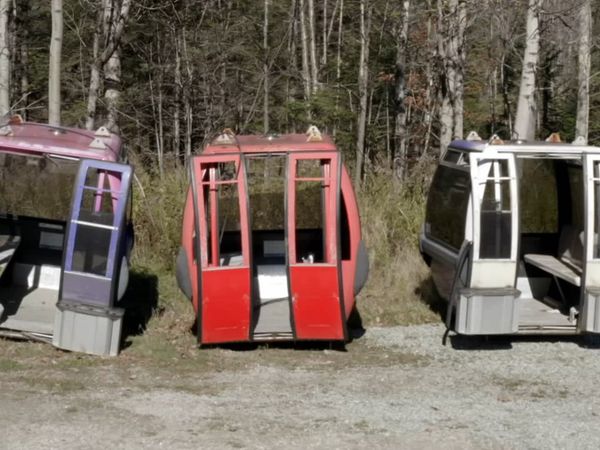 Shipping Wars - Glamping on a Gondola