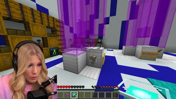 BriannaPlayz - I Survived Stranger Things in Minecraft / Saving Lightyear in Minecraft