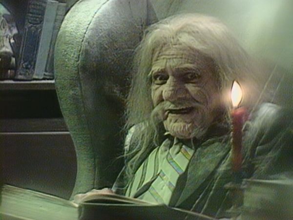 Hilarious House of Frightenstein - What A Pill!