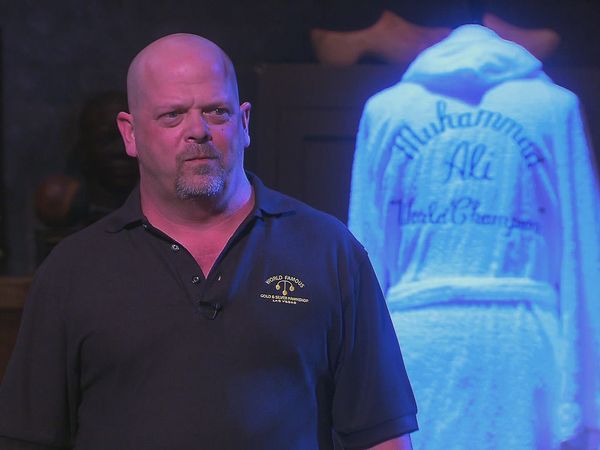 Pawnography - Motivader