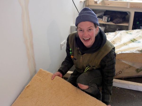 Laura Kampf: This Old House Makers Channel - Tiny House Build Pt. 4: Making, Problems & Solutions