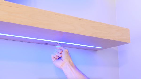 Brad Rodriguez: This Old House Makers Channel - Built-in LEDs and Phone Charger