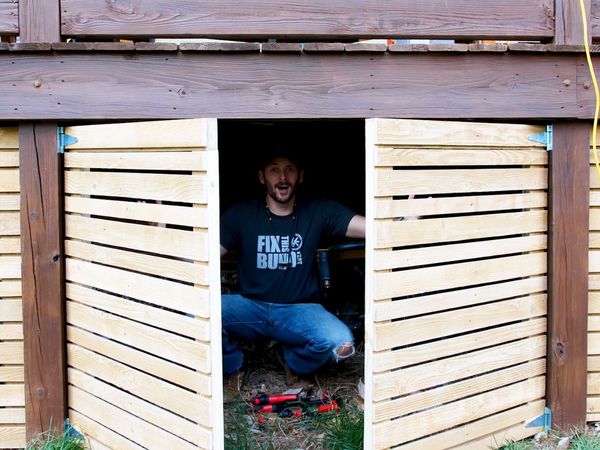 Brad Rodriguez: This Old House Makers Channel - Underdeck Storage & Vinyl Plank Flooring