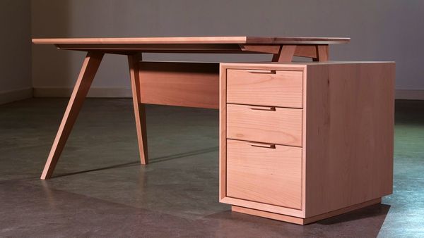 Chris Salomone: This Old House Makers Channel - Desquire Desk & DIY Shoe Bench