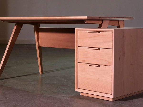 Chris Salomone: This Old House Makers Channel - Desquire Desk & DIY Shoe Bench