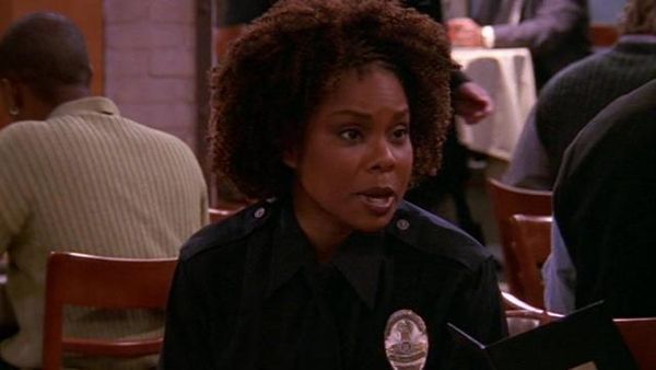 Girlfriends - The Declaration of Lynndependence