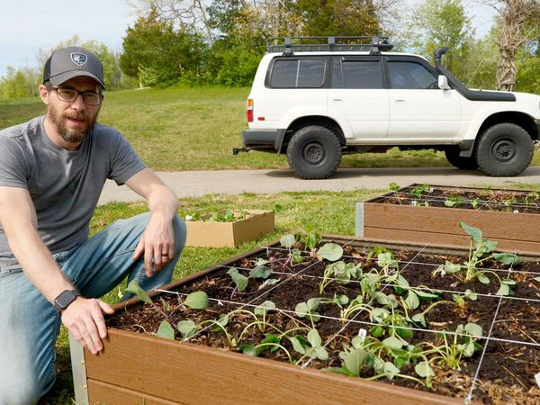 Bob Clagett: This Old House Makers Channel - Raised Beds and Built-In Grills