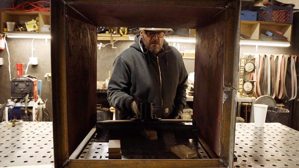Jimmy DiResta: This Old House Makers Channel - Air-Compressor Turned BBQ Smoker