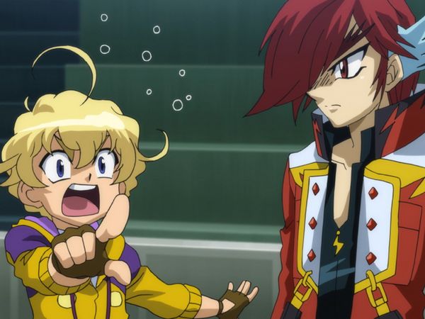 Beyblade Shogun Steel - LE GOLEM BLINDÉ