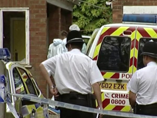 Expert Witness - Killer on the Run and Murder in the Valleys