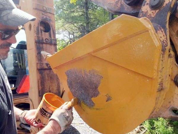 Jimmy DiResta: This Old House Makers Channel - 1994 Backhoe Refurb: Interior, Boxes and Paint