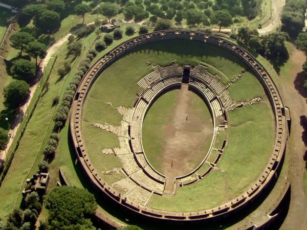 Ancient Engineering - Earliest Arenas: The Colosseum