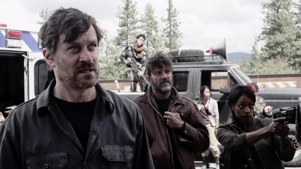 Z Nation - Zumbi de Aço Completo
