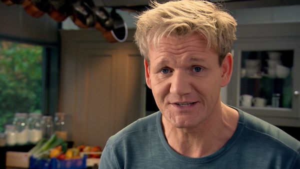 Gordon Ramsay's Ultimate Cookery Course - Baking