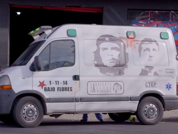 Emergencia - Ayudando a las Poblaciones de Barrios Marginales