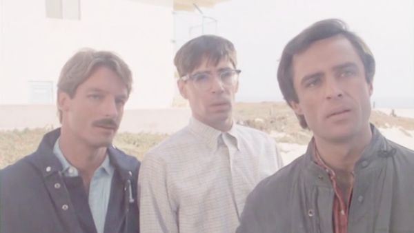 Trio mit vier Fäusten - Der mysteriöse Tod eines Surfers