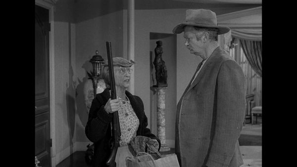 The Beverly Hillbillies - Drysdale's Dog Days