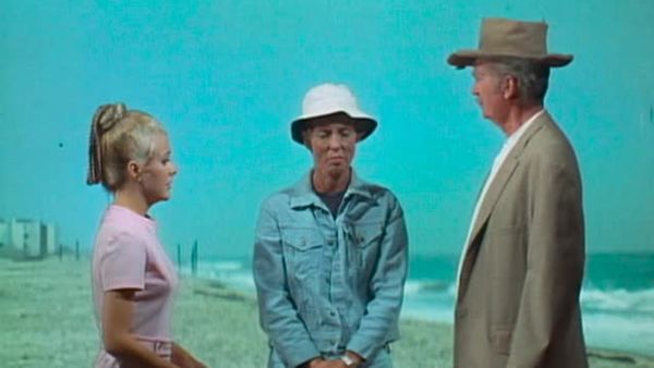 The Beverly Hillbillies - The Girls from Grun