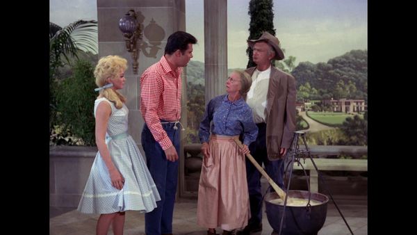 The Beverly Hillbillies - Mr. Farquhar Stays On