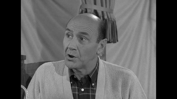 The Beverly Hillbillies - Clampett City, Gen.Store