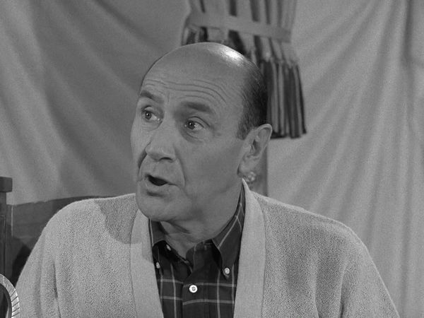 The Beverly Hillbillies - Clampett City, Gen.Store