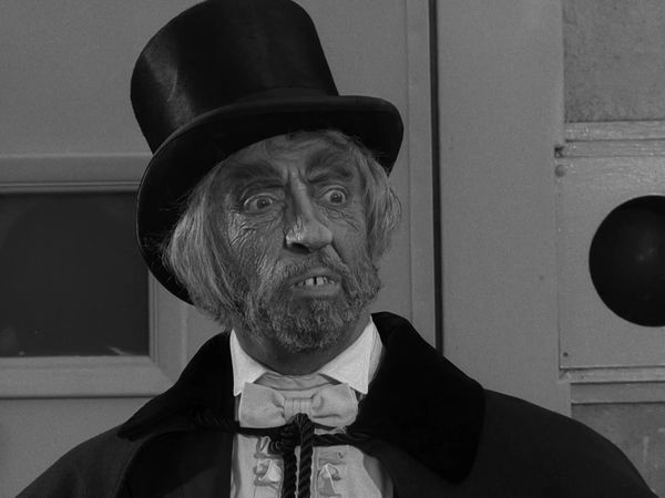 The Beverly Hillbillies - Jed Becomes Movie Mogul