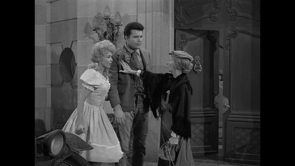 The Beverly Hillbillies - Jed's Temptation