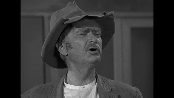 The Beverly Hillbillies - The Dress Shop