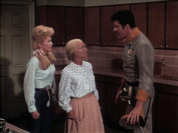 The Beverly Hillbillies - Jethro In The Reserve