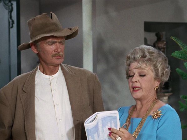 The Beverly Hillbillies - The Christmas Present