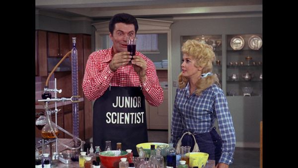 The Beverly Hillbillies - The Poor Farmer