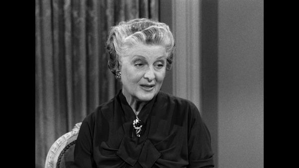 The Beverly Hillbillies - The Clampetts Get Culture
