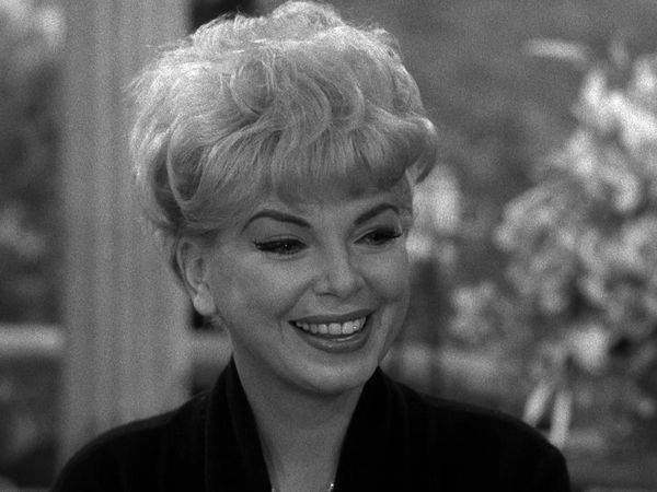 The Beverly Hillbillies - Jethro's First Love