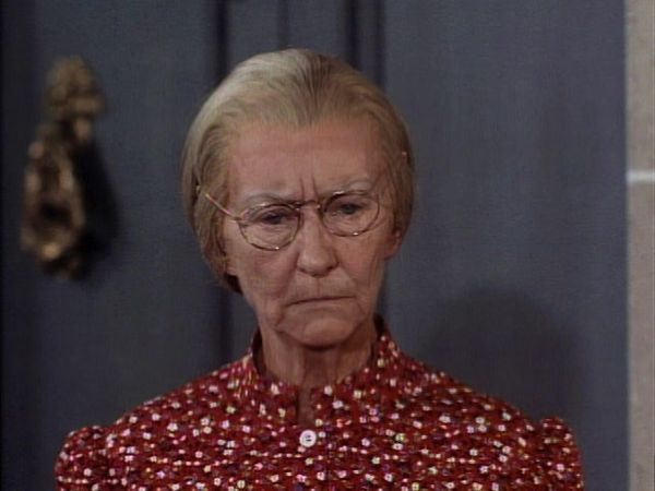 The Beverly Hillbillies - Jethro Proposes