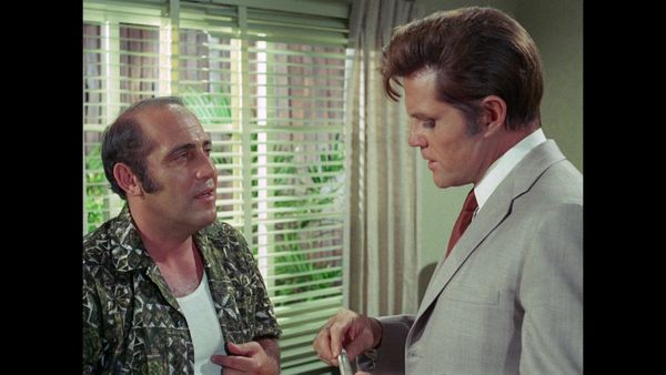 Hawaii Five-0 - Trouble In Mind
