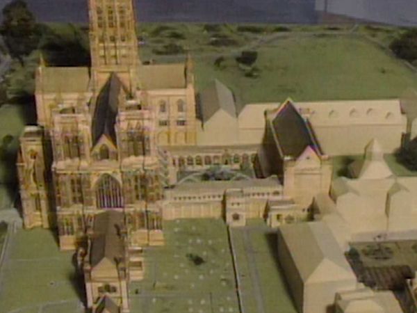 Mysterious Places with Stacy Keach - Special Edition 1: England