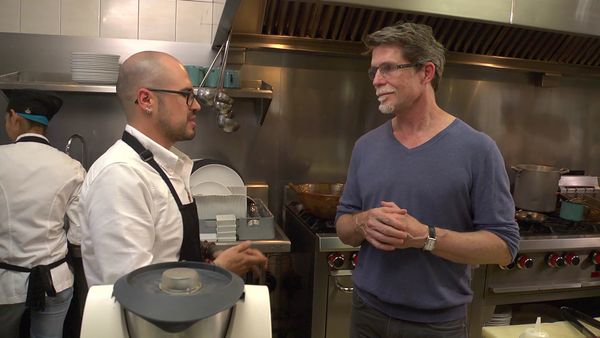 Mexico: One Plate at a Time with Rick Bayless - Market Inspirations, Local Genius