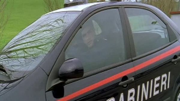 Carabinieri - Una famiglia in arrivo