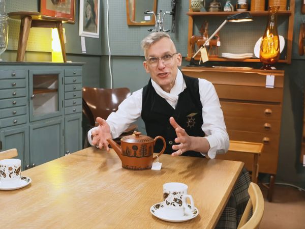 Antiques Road Trip - Izzie Balmer and Mark Hill, Day 4