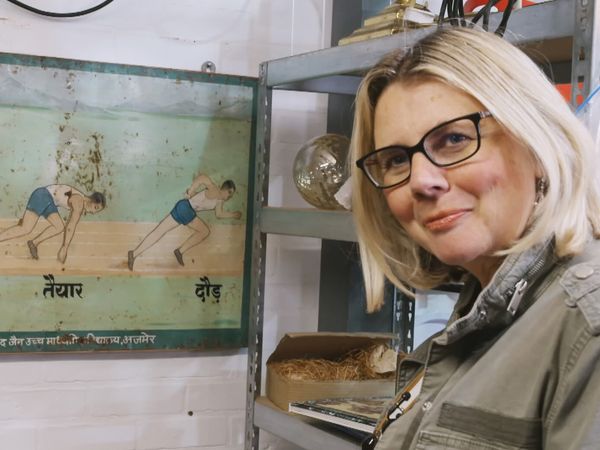 Antiques Road Trip - Catherine Southon and Phil Serrell, Day 5