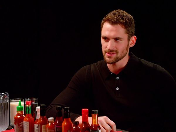 Hot Ones - Kevin Love Gets Dunked On By Spicy Wings