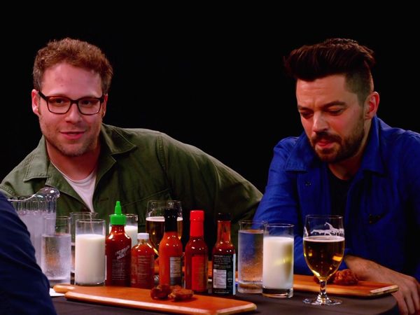 Hot Ones - Seth Rogen and Dominic Cooper Suffer While Eating Spicy Wings